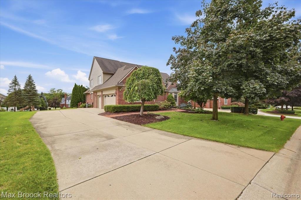 House in Commerce Charter Township, Michigan, United States 3 - 18935952