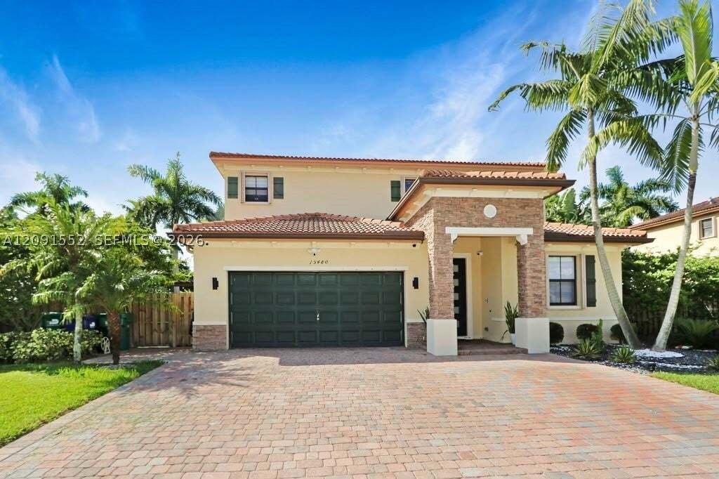 House in Miami, Florida, United States 1 - 18934326
