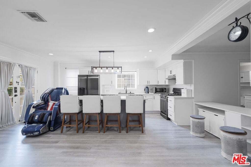 House in Los Angeles, California, United States 3 - 18933771