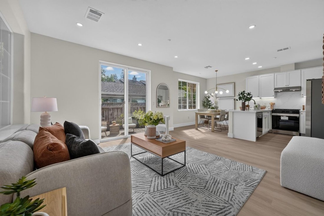 Townhouse in Mountain View, California, United States 5 - 18933893