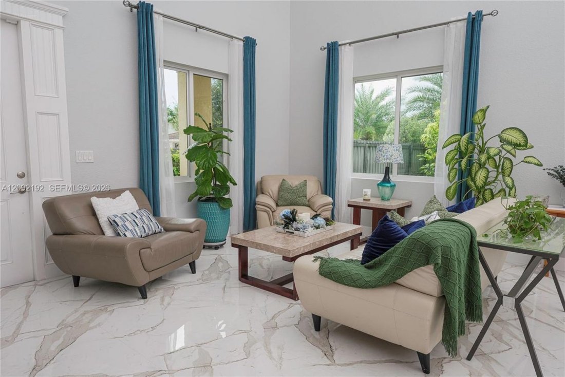 House in Miami, Florida, United States 3 - 18936308