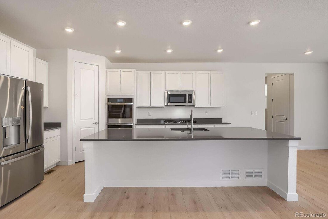House in Aurora, Colorado, United States 3 - 18934113