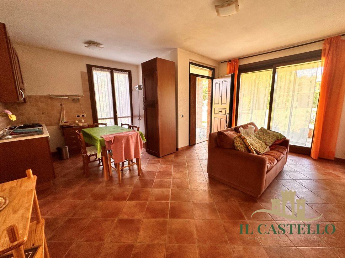 House in Castiglione del Lago, Umbria, Italy 3 - 13419474
