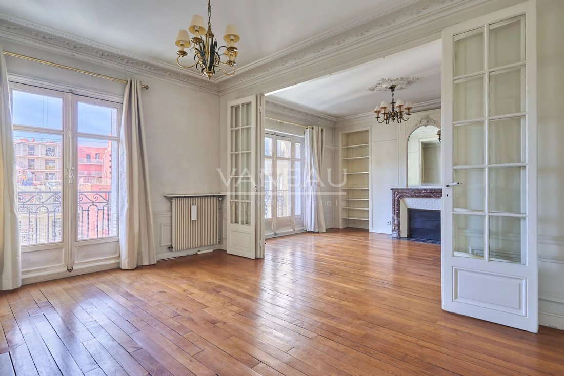 Apartment in Vaugirard-Parc des Expositions, Paris 15e Arrondissement, Paris 2 - 18935520