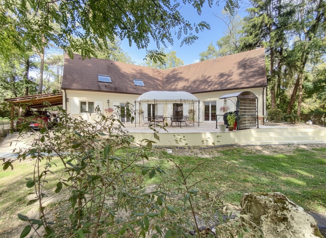 Tenuta a Noisy-sur-École, Isola di Francia, Francia 1 - 18439658