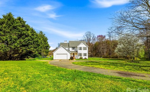 House in Mills River, North Carolina, United States 1