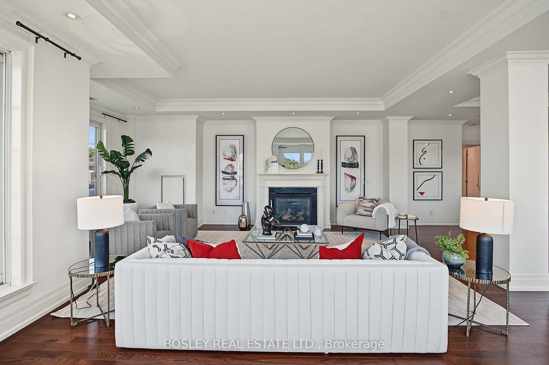 Condo in Toronto, Ontario, Canada 2 - 18936237