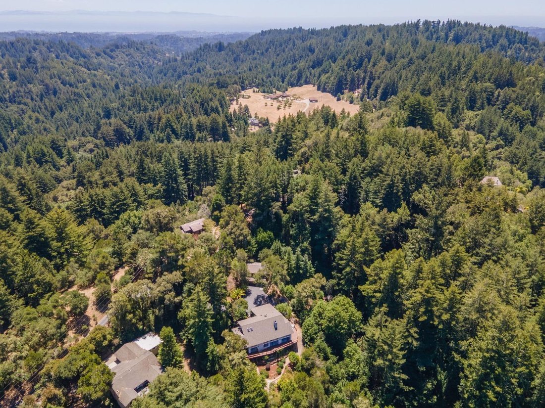 Scotts Valley, California, United States 3 - 18933913