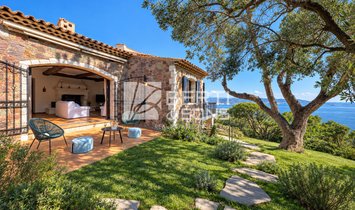 Villa in Théoule-sur-Mer, Provence-Alpes-Côte d'Azur, France 1