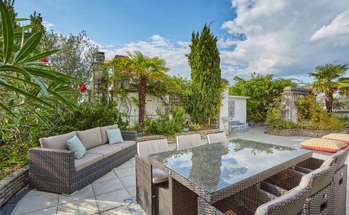 Apartment in La Plaine des Sablons, Neuilly-sur-Seine, France 1