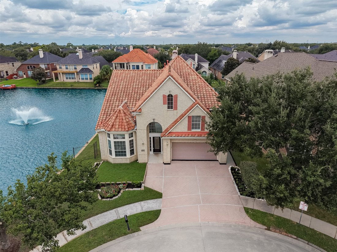 House in Sugar Land, Texas, United States 1 - 18934503