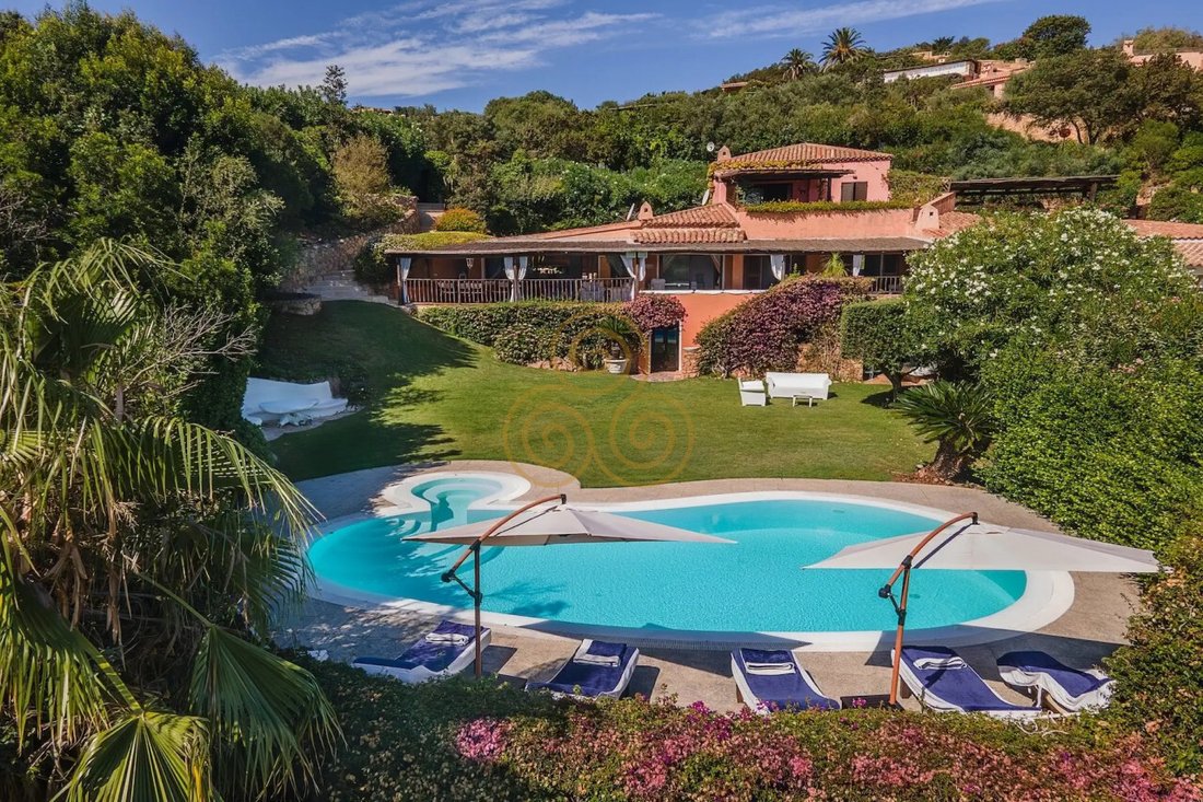 Villa in Cala di Volpe - Capriccioli - Romazzino, Arzachena, Italy 1 - 18935777