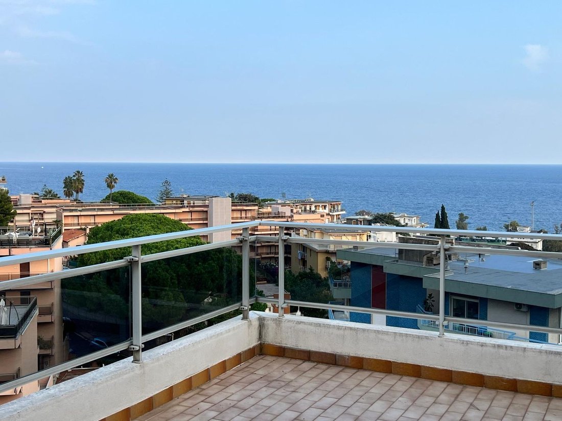Apartment in Coldirodi, Sanremo, Italy 1 - 18936192