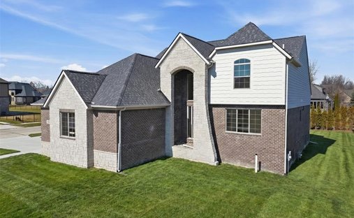 House in New Baltimore, Michigan, United States 1