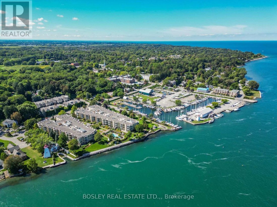 Condo in Niagara-on-the-Lake, Ontario, Canada 1 - 18936242