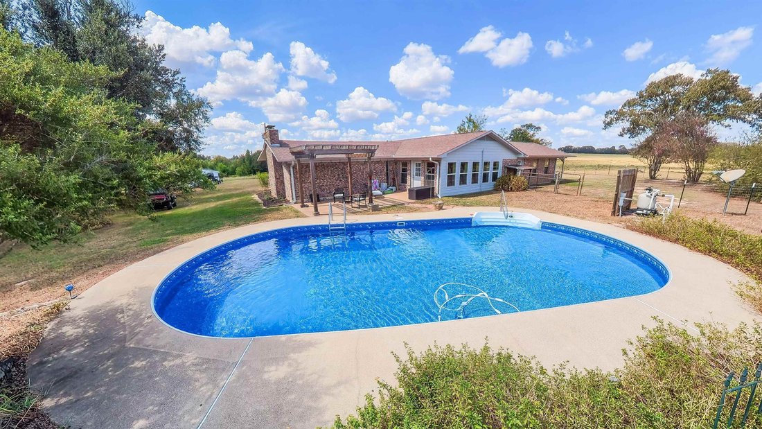 House in Pittsburg, Texas, United States 3 - 18933586