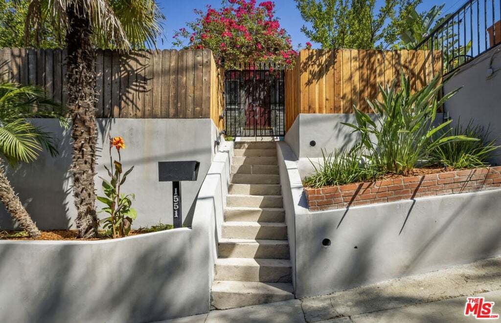 House in Los Angeles, California, United States 3 - 18933756
