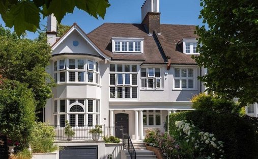 House in Hampstead, Camden, England 1