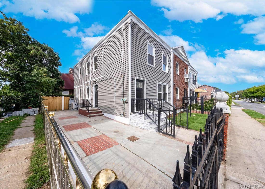 House in New York, New York, United States 3 - 18934063
