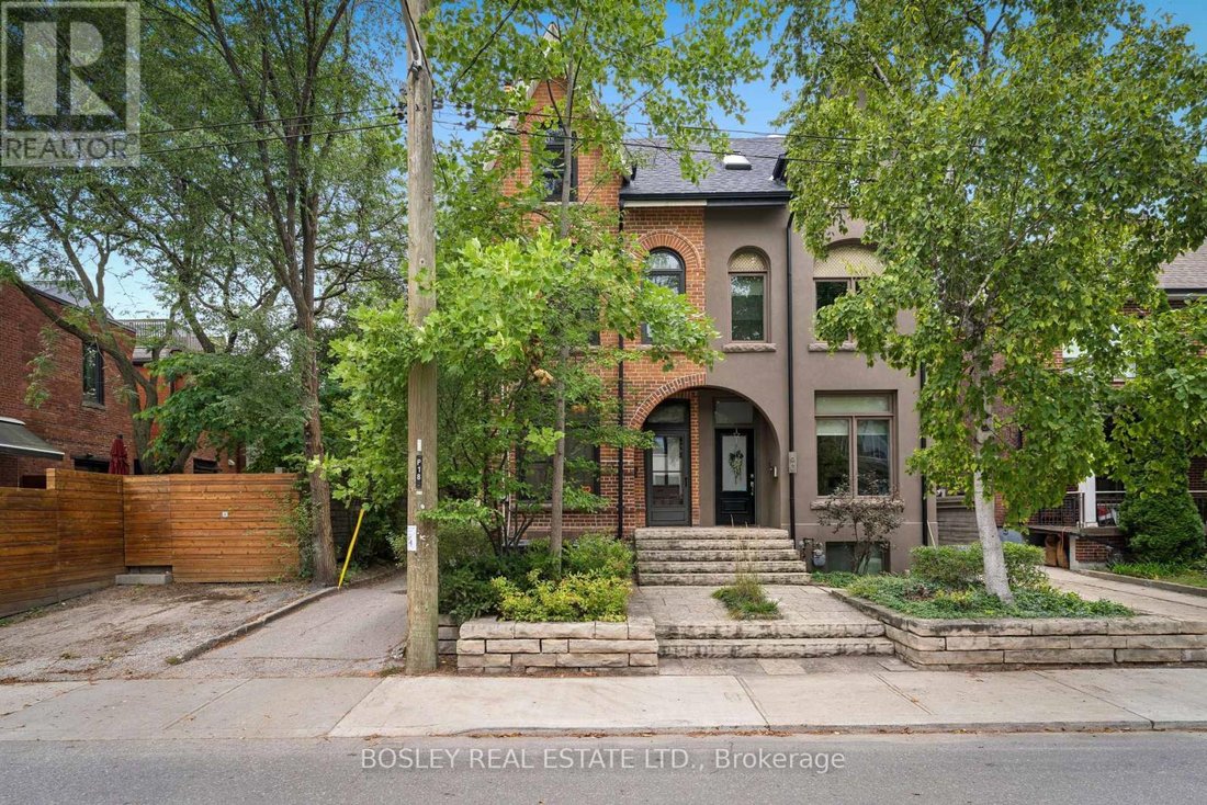 House in Toronto, Ontario, Canada 1 - 18936233