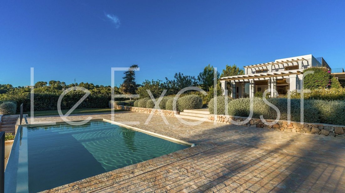 Villa in Santa Gertrudis de Fruitera, Santa Eularia des Riu, Balearic Islands 1 - 18935689