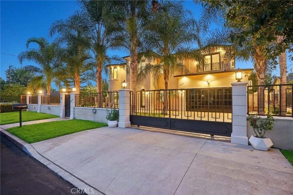 House in Los Angeles, California, United States 2 - 18934606