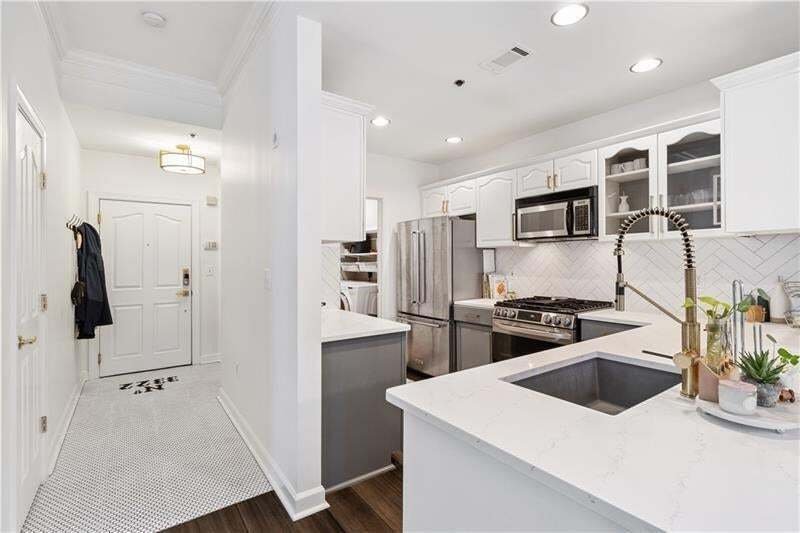 Condo in Atlanta, Georgia, United States 3 - 18654574