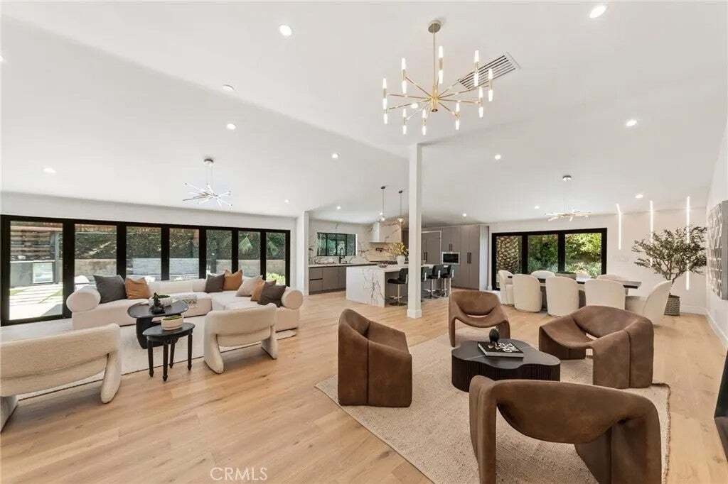 House in Los Angeles, California, United States 5 - 18934582
