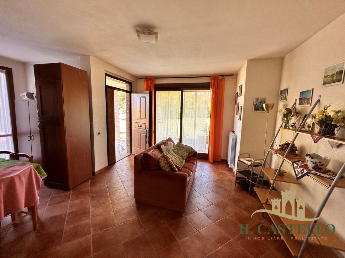 House in Castiglione del Lago, Umbria, Italy 4 - 13419474
