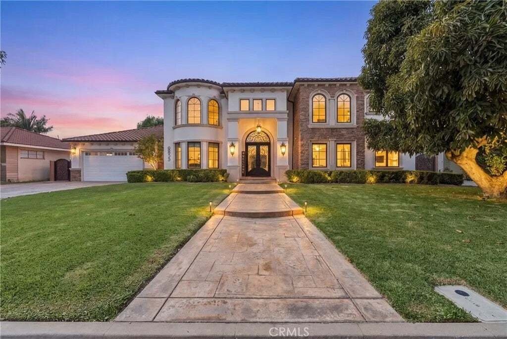Condo in Downey, California, United States 2 - 18934670