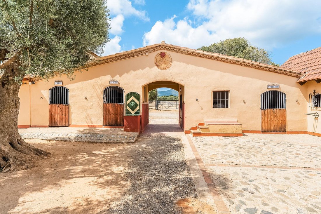 Farm Ranch in Montbrio del Camp, Catalonia, Spain 5 - 18934557