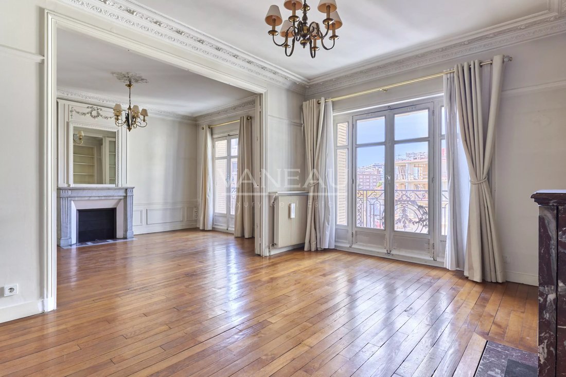 Apartment in Vaugirard-Parc des Expositions, Paris 15e Arrondissement, Paris 1 - 18935520