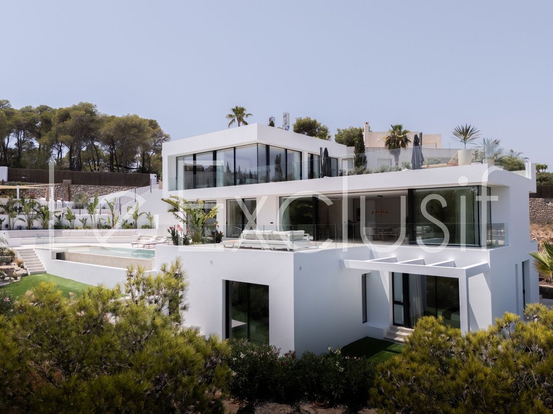 Villa in Roca Llisa, Santa Eularia des Riu, Balearic Islands 2 - 18935745