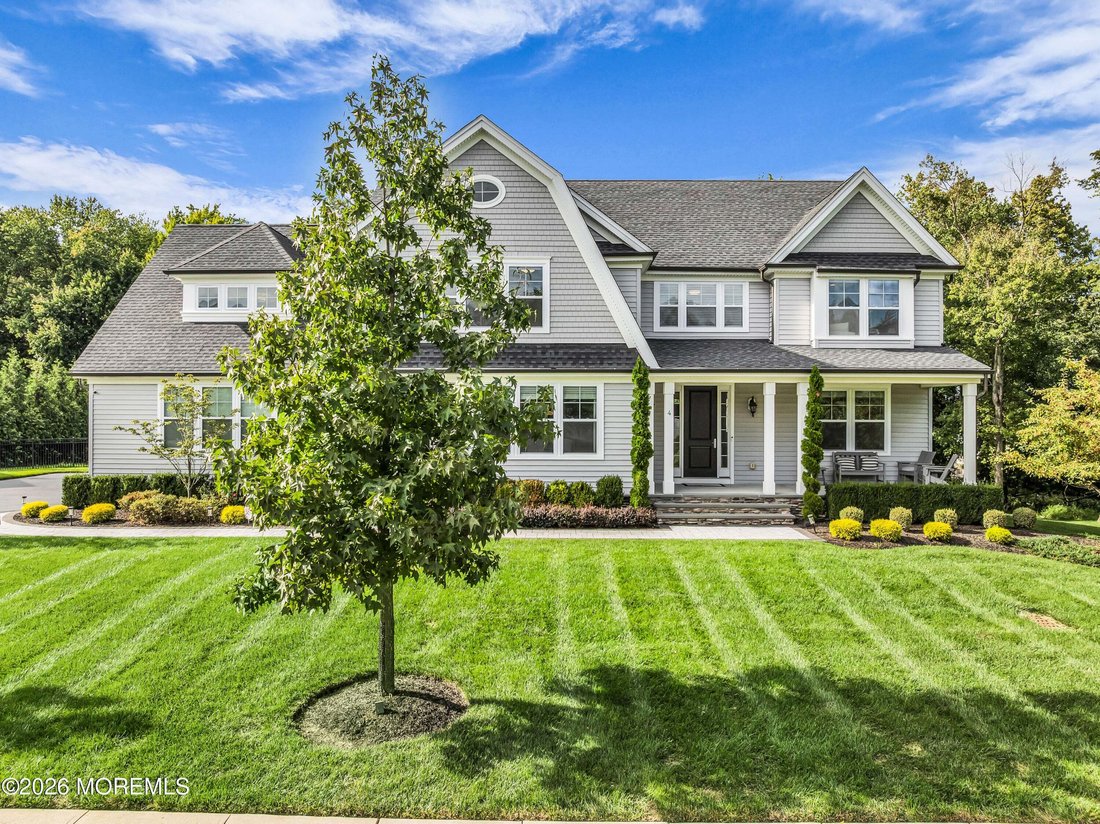 House in Marlboro Township, New Jersey, United States 4 - 18933631