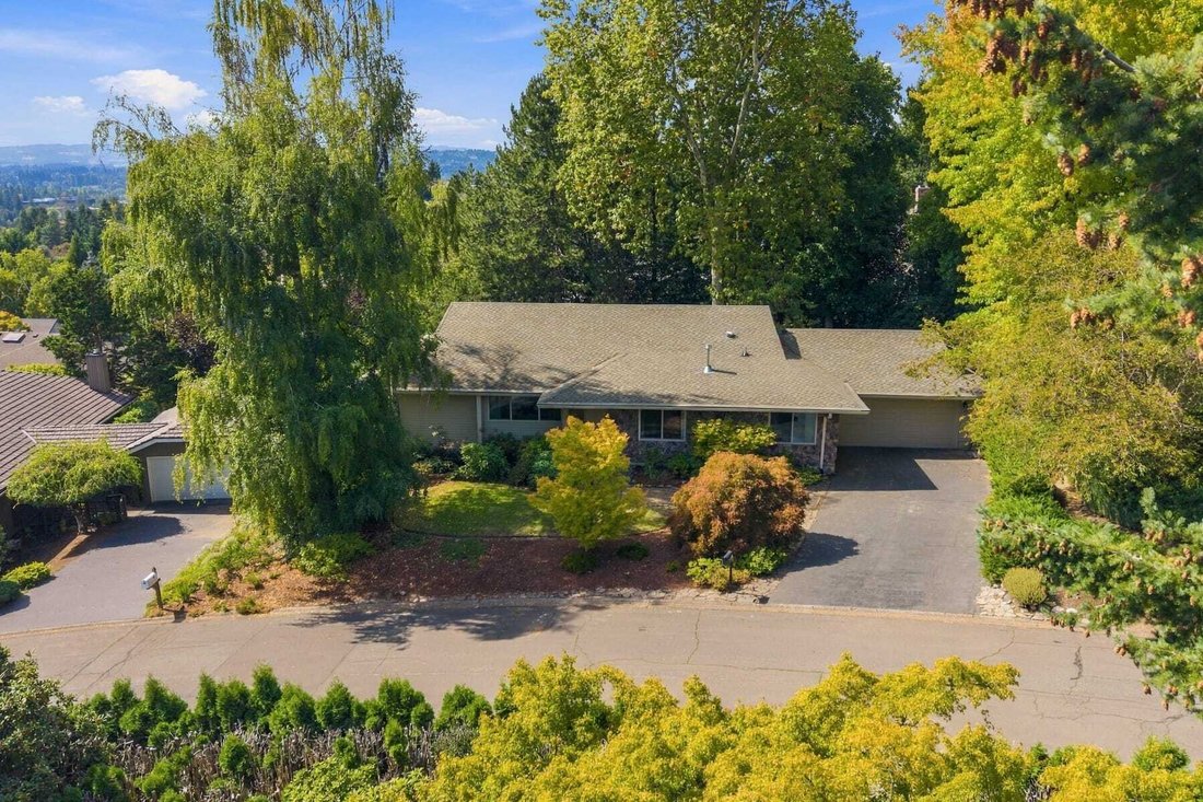 House in Lake Oswego, Oregon, United States 1 - 18932898