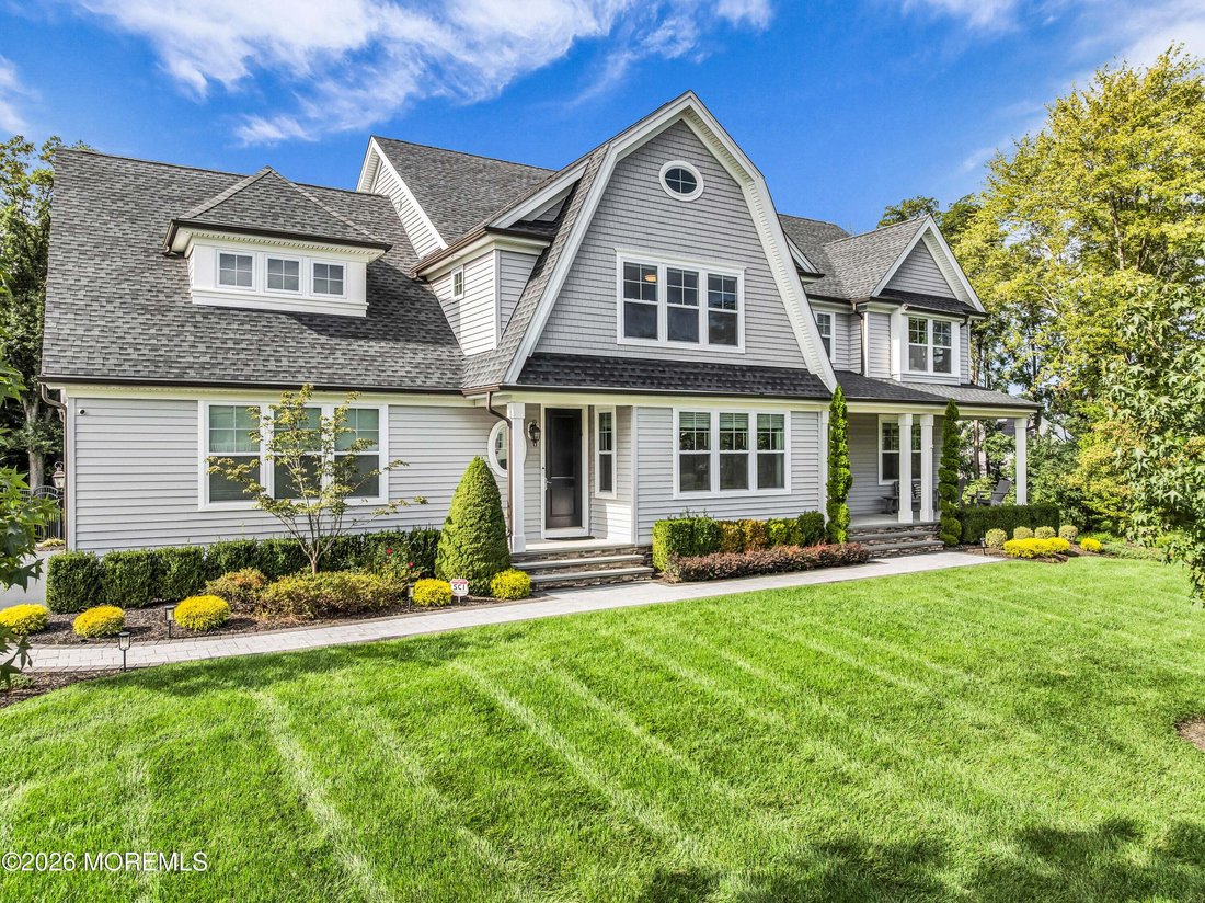 House in Marlboro Township, New Jersey, United States 1 - 18933631