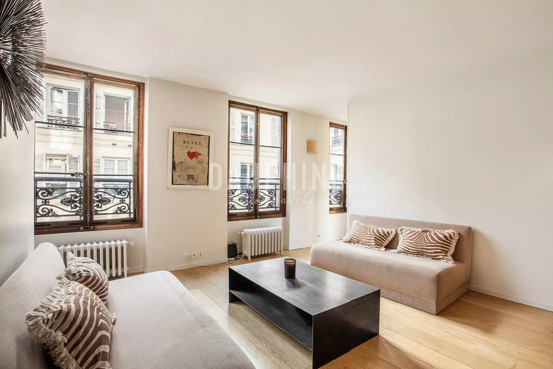 Apartment in Triangle d'Or, Paris 8e Arrondissement, Paris 1 - 18933935