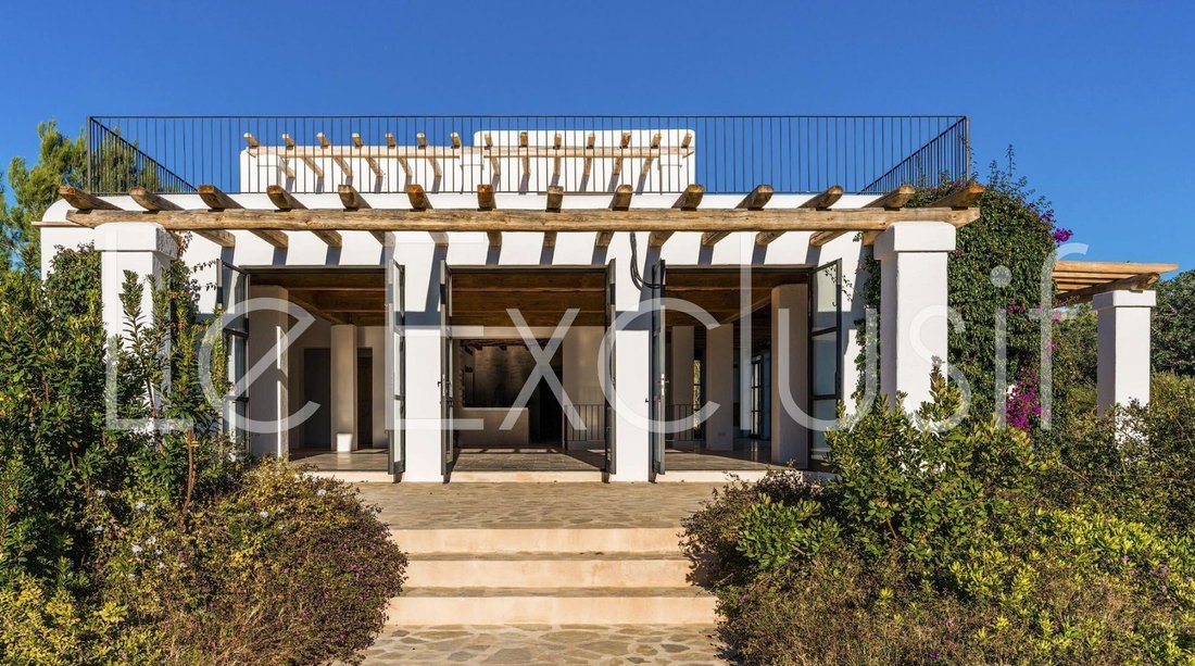 Villa in Santa Gertrudis de Fruitera, Santa Eularia des Riu, Balearic Islands 3 - 18935689