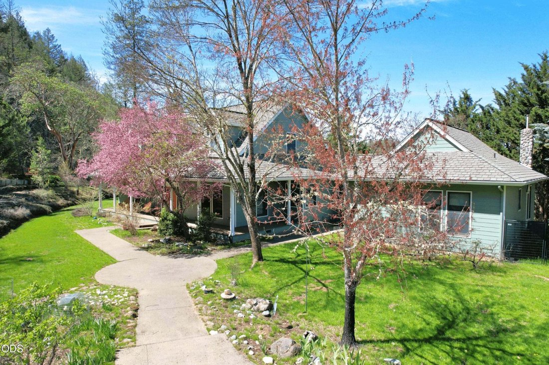 House in Applegate, Oregon, United States 2 - 18933550