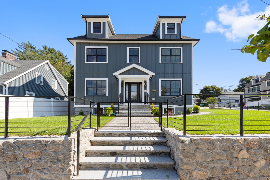 House in Medford, Massachusetts, United States 5 - 18931788