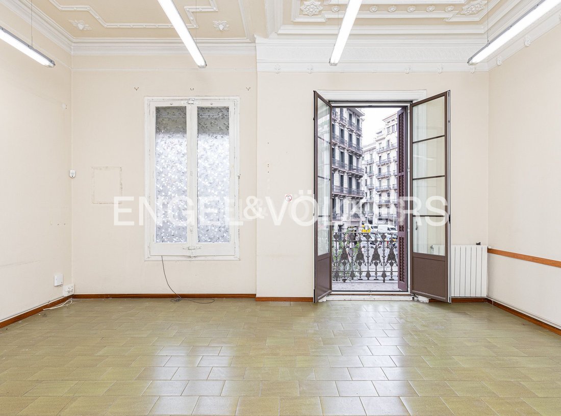 Apartment in Eixample, Barcelona, Spain 2 - 18934681