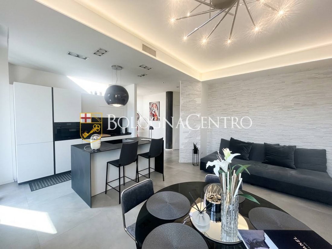 Penthouse in Centro Storico, Bologna, Italy 2 - 18934057