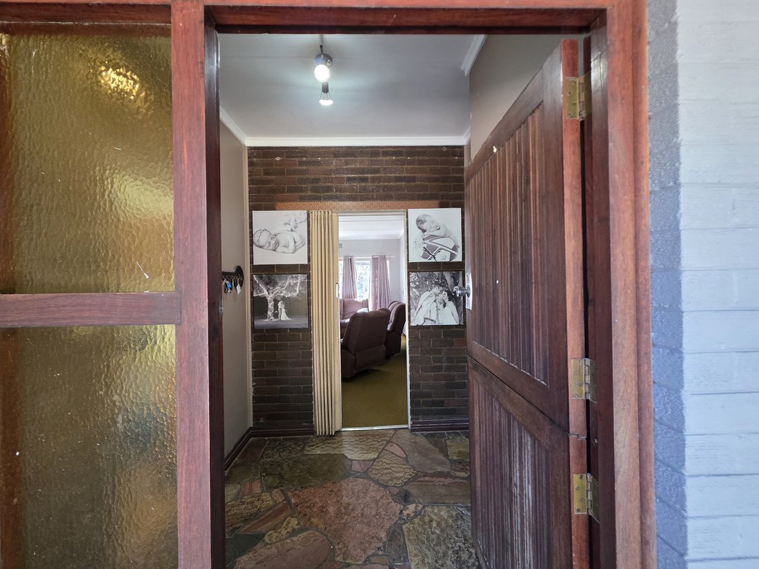 House in Welkom, Free State, South Africa 5 - 18932735
