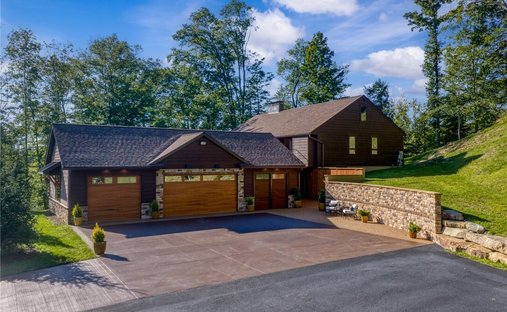 House in Kirtland, Ohio, United States 1