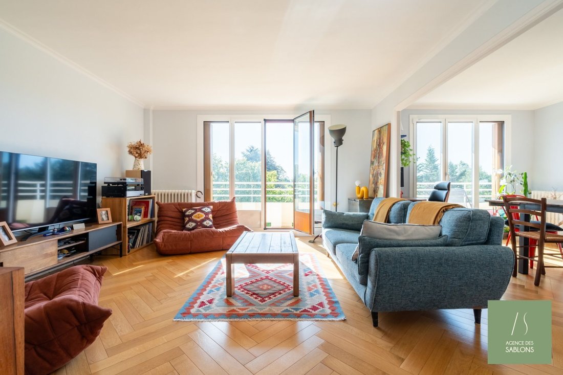 Apartment in Le Vésinet, Ile-de-France, France 1 - 18935517