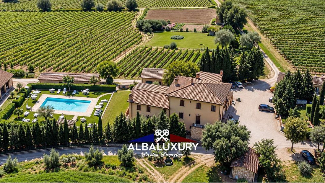 Villa in Chianciano Terme, Tuscany, Italy 5 - 16726356