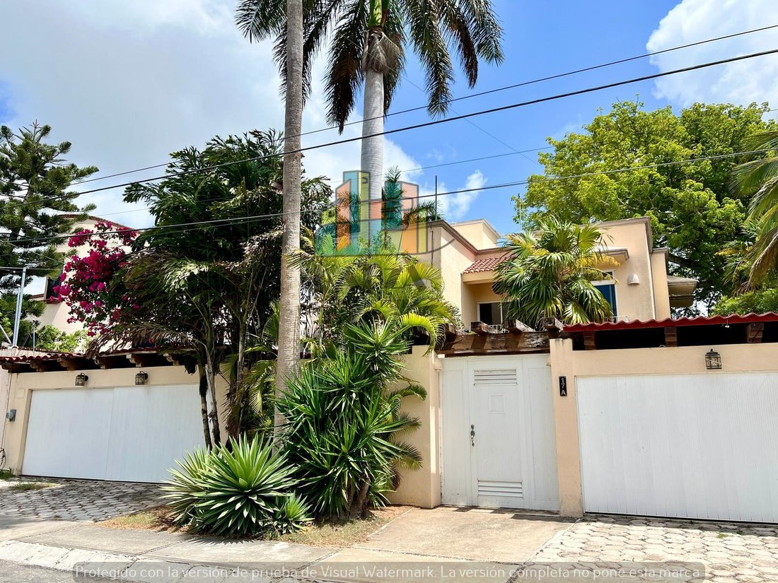 House in Alfredo V. Bonfil, Quintana Roo, Mexico 2 - 18933065