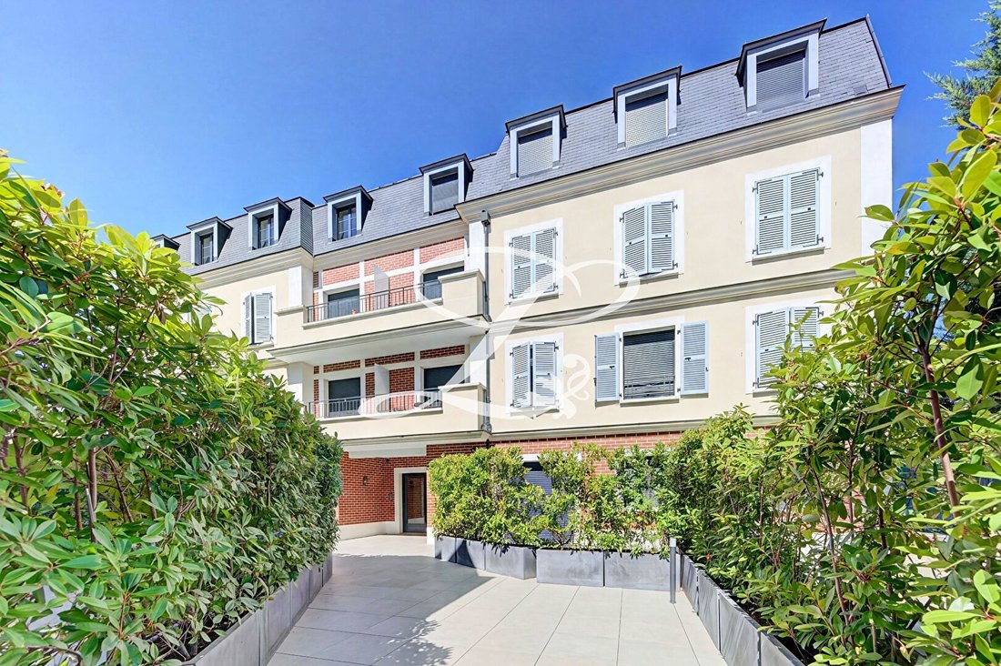 Apartment in Napoleon, Maisons-Laffitte, France 1 - 18932031