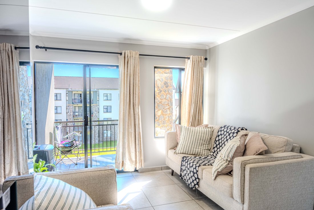 Apartment in Glen marais, Gauteng, South Africa 4 - 18932739