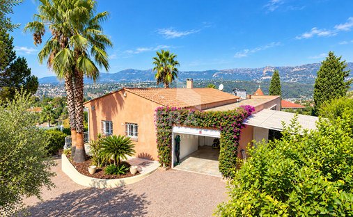 Villa in Fabron, Nice, France 1
